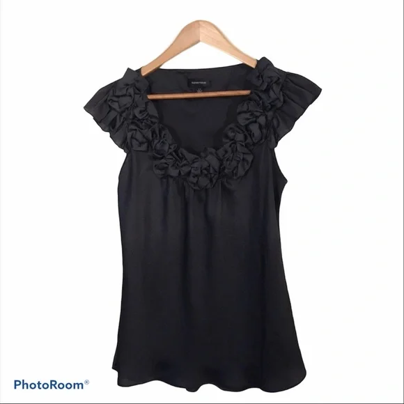 🇨🇦 Spense Sleeveless Ruffle blouse - Picture 1 of 5